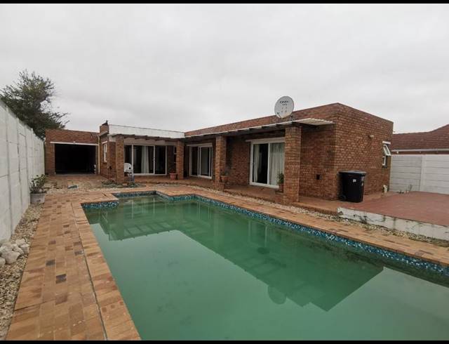 3 BEDROOM HOUSE FOR SALE IN LOTUS RIVER